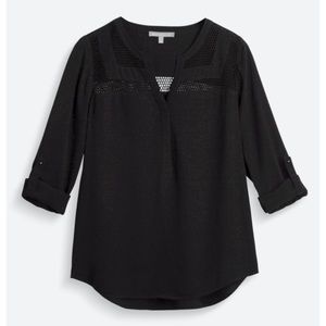 Daniel Rainn 🖤 Shanon Mesh Detail V-Neck Top